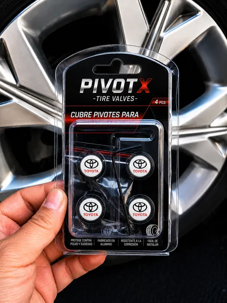 Cubrepivote PIVOTX diseño Toyota